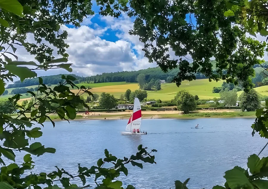 Segelboot auf dem Diemelsee